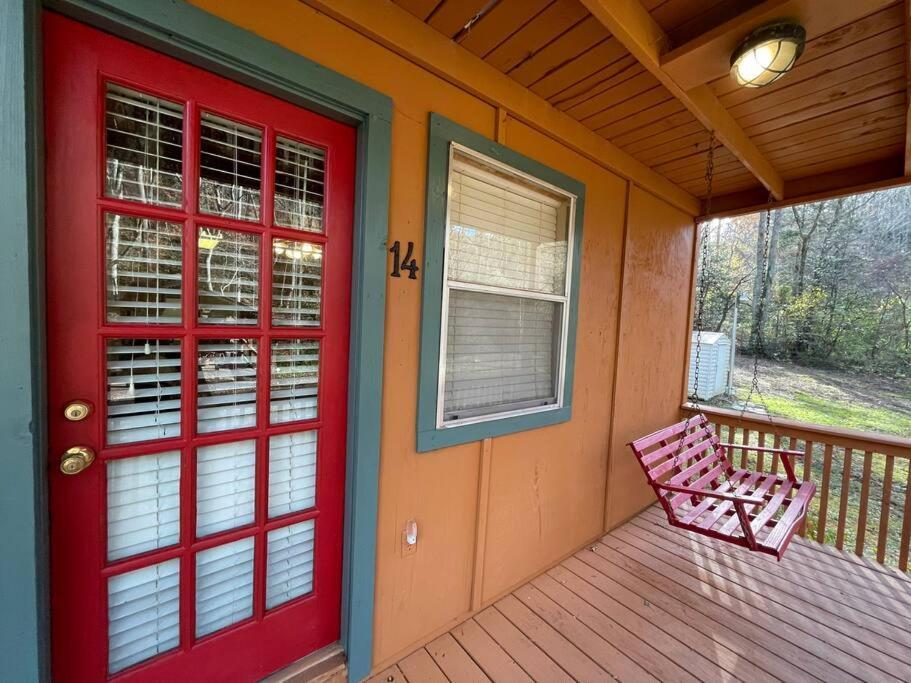 Oktoberfest Themed Cabin In Woods Stream #14 Helen Exterior photo