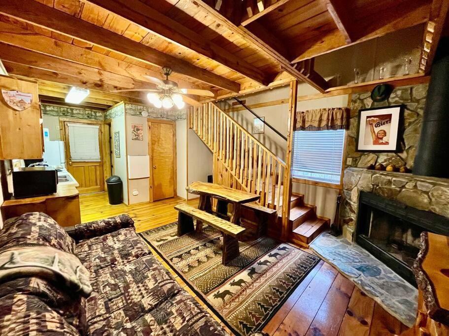 Oktoberfest Themed Cabin In Woods Stream #14 Helen Exterior photo