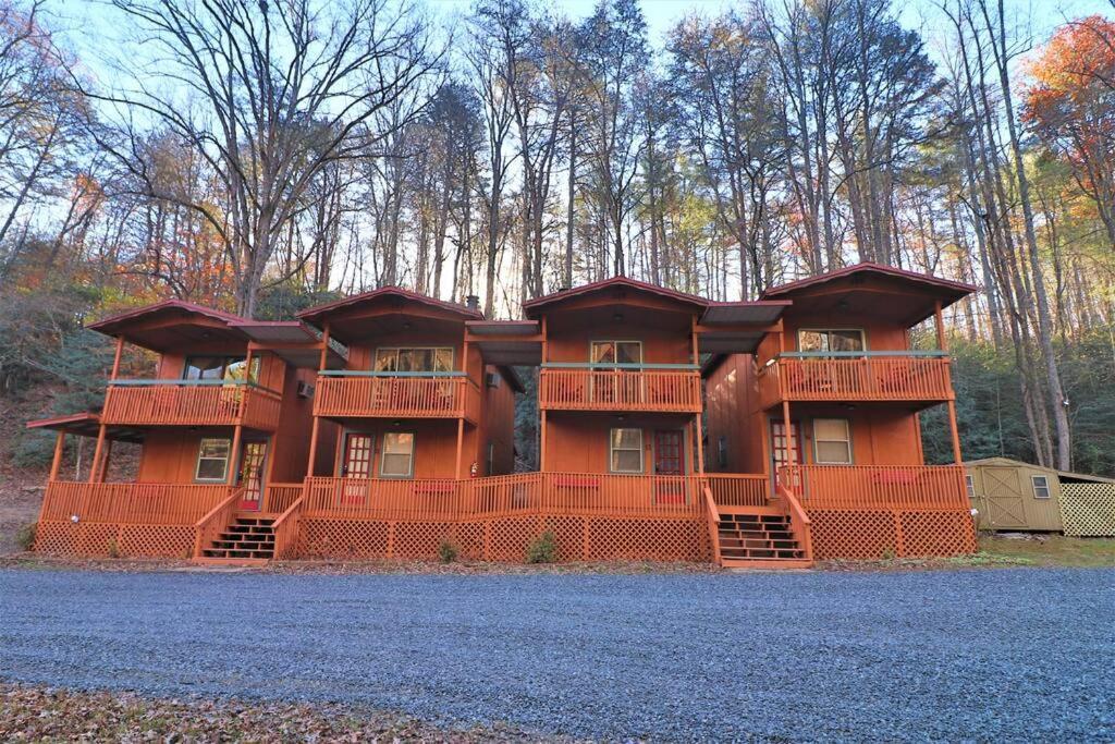 Oktoberfest Themed Cabin In Woods Stream #14 Helen Exterior photo